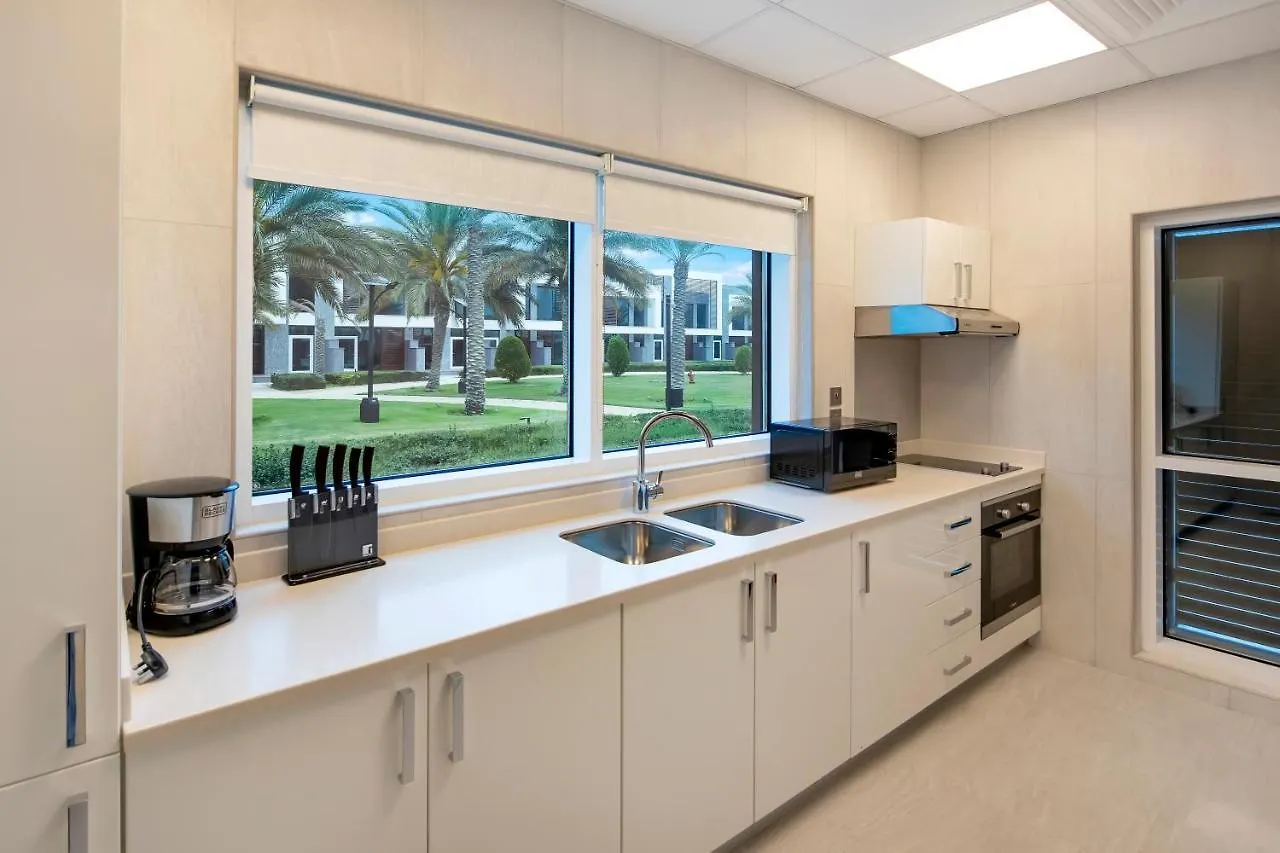 Fam Living - Sarai Beachfront Villas - Palm Jumeirah Dubai