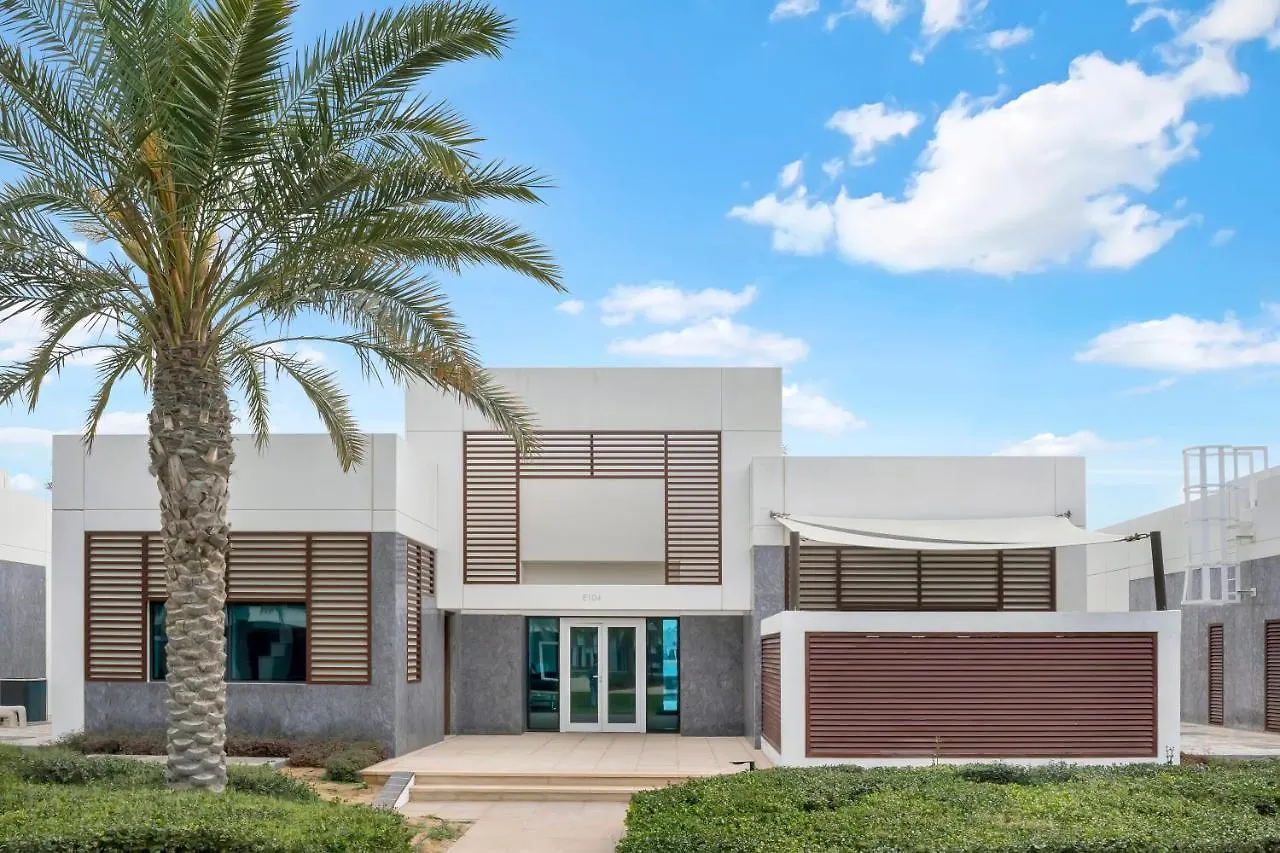 دبي Fam Living - Sarai Beachfront Villas - Palm Jumeirah الإمارات العربية المتحدة