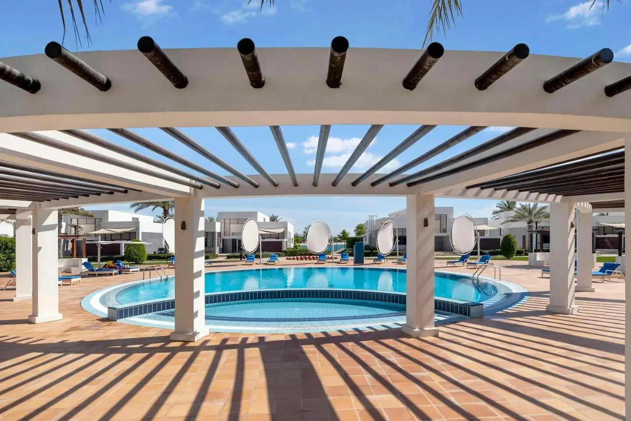 دبي Fam Living - Sarai Beachfront Villas - Palm Jumeirah الإمارات العربية المتحدة